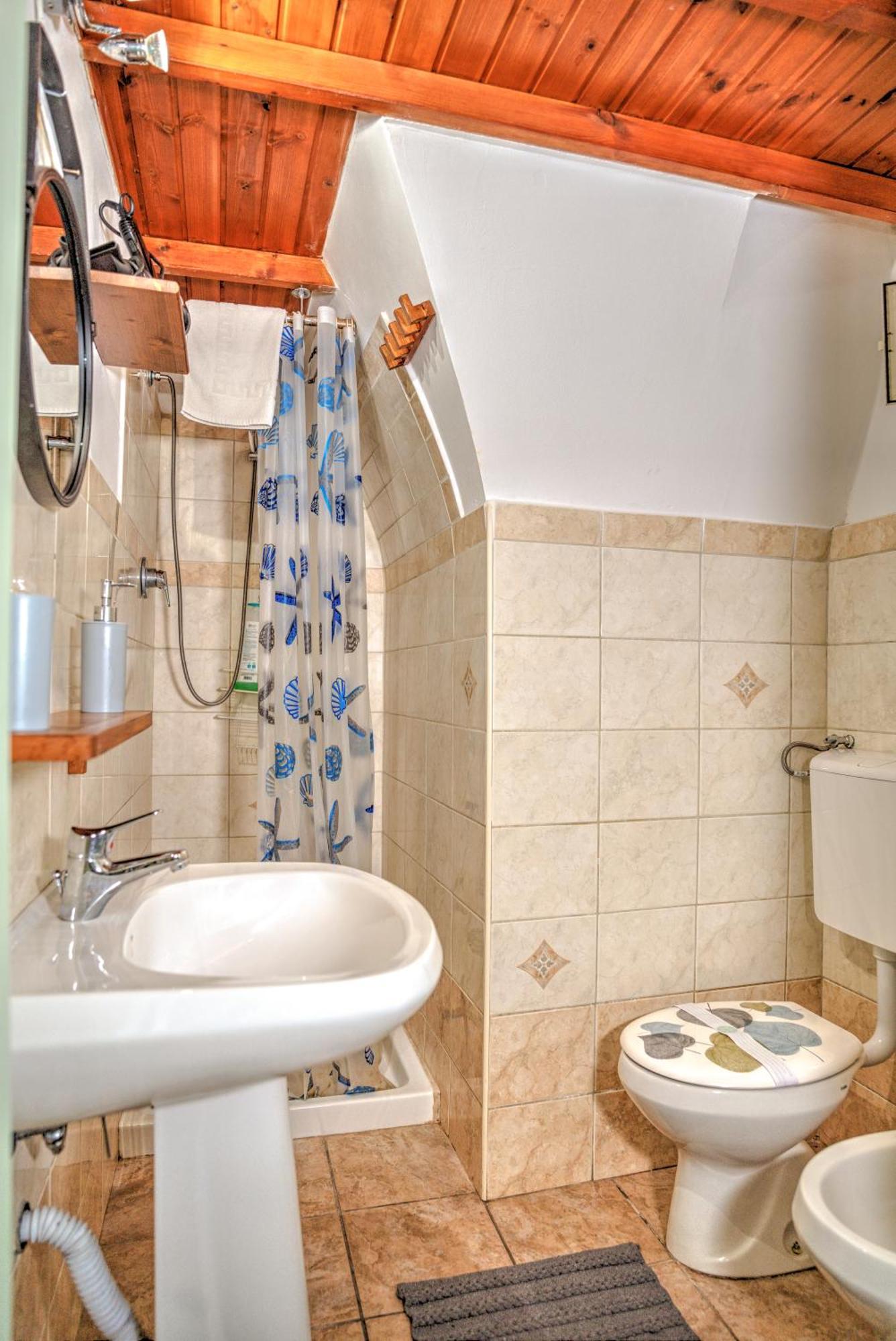 History Station Apartment Бриндизи Екстериор снимка